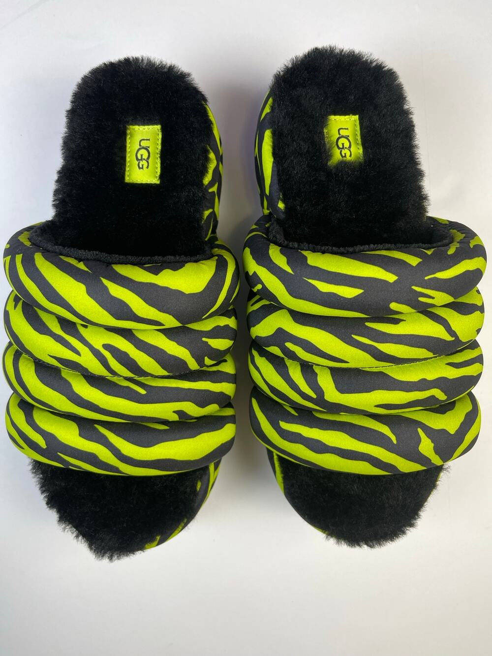 UGG women’s maxi slide tiger size 9 sheepskin sandals black green - Picture 1 of 11